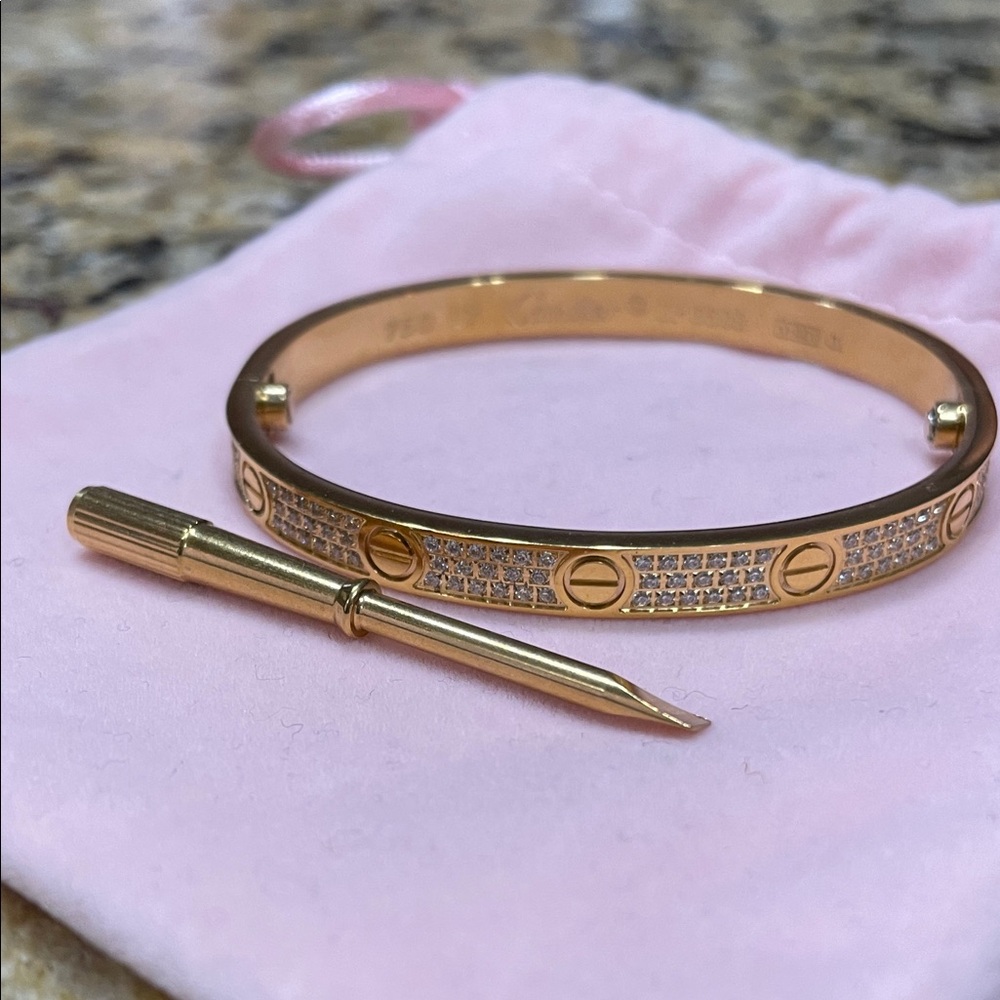 Luxury Gold and Crystal Women's Bracelet